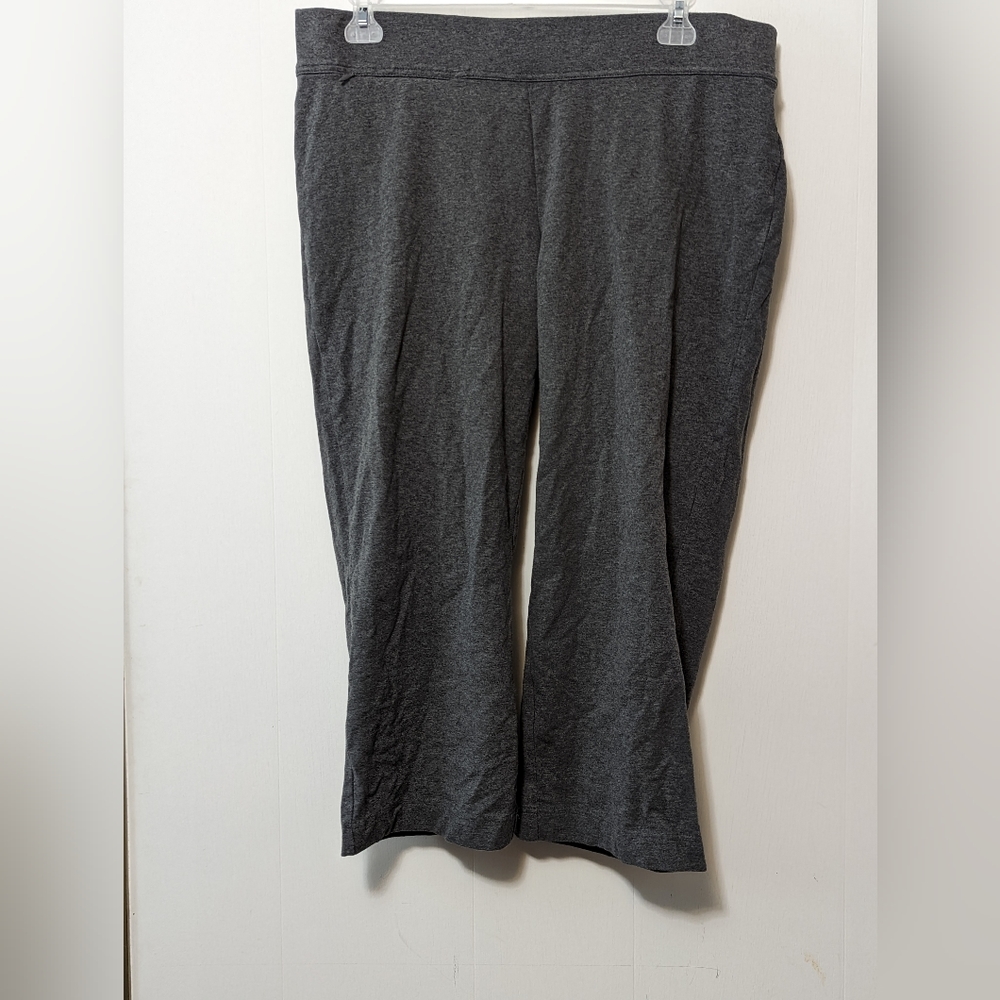 Women's Land End 3/4 Length Pants Size XL Gray